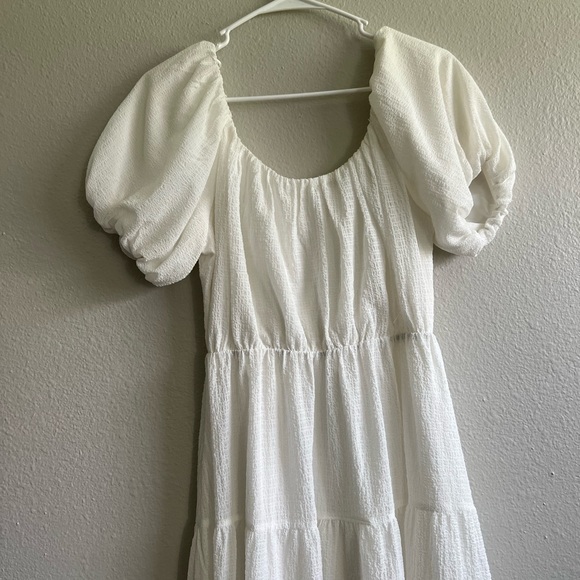 ASTR THE LABEL smocked tiered maxi dress Sz M - Picture 7 of 9